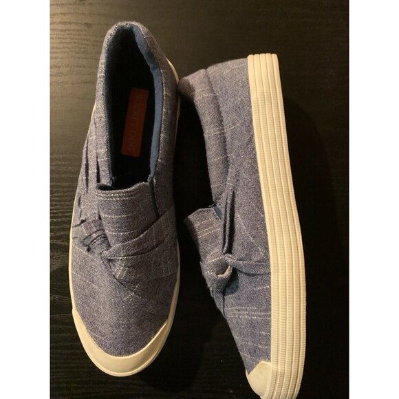 size 8.5- Rocket Dog Women's Canyon Cloud 9 Cotton Sneaker (used) - Picture 2 of 6